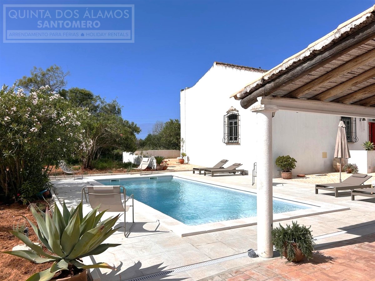 5 bedroom Rural Cottage in Ataboeira